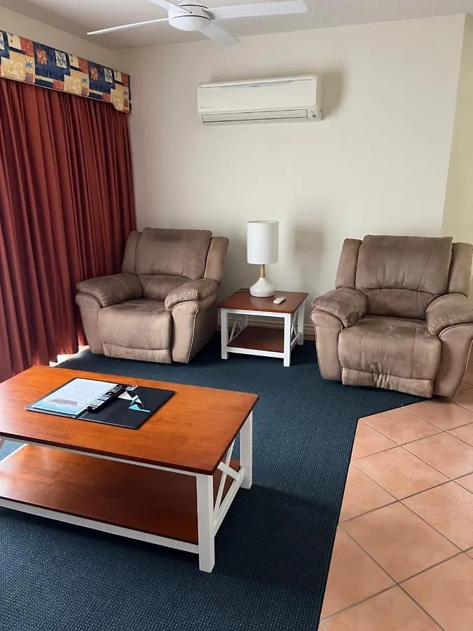 White Crest Apartments Hervey Bay Aparthotel
