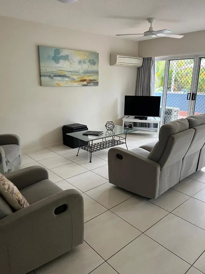 White Crest Apartments Hervey Bay Australia